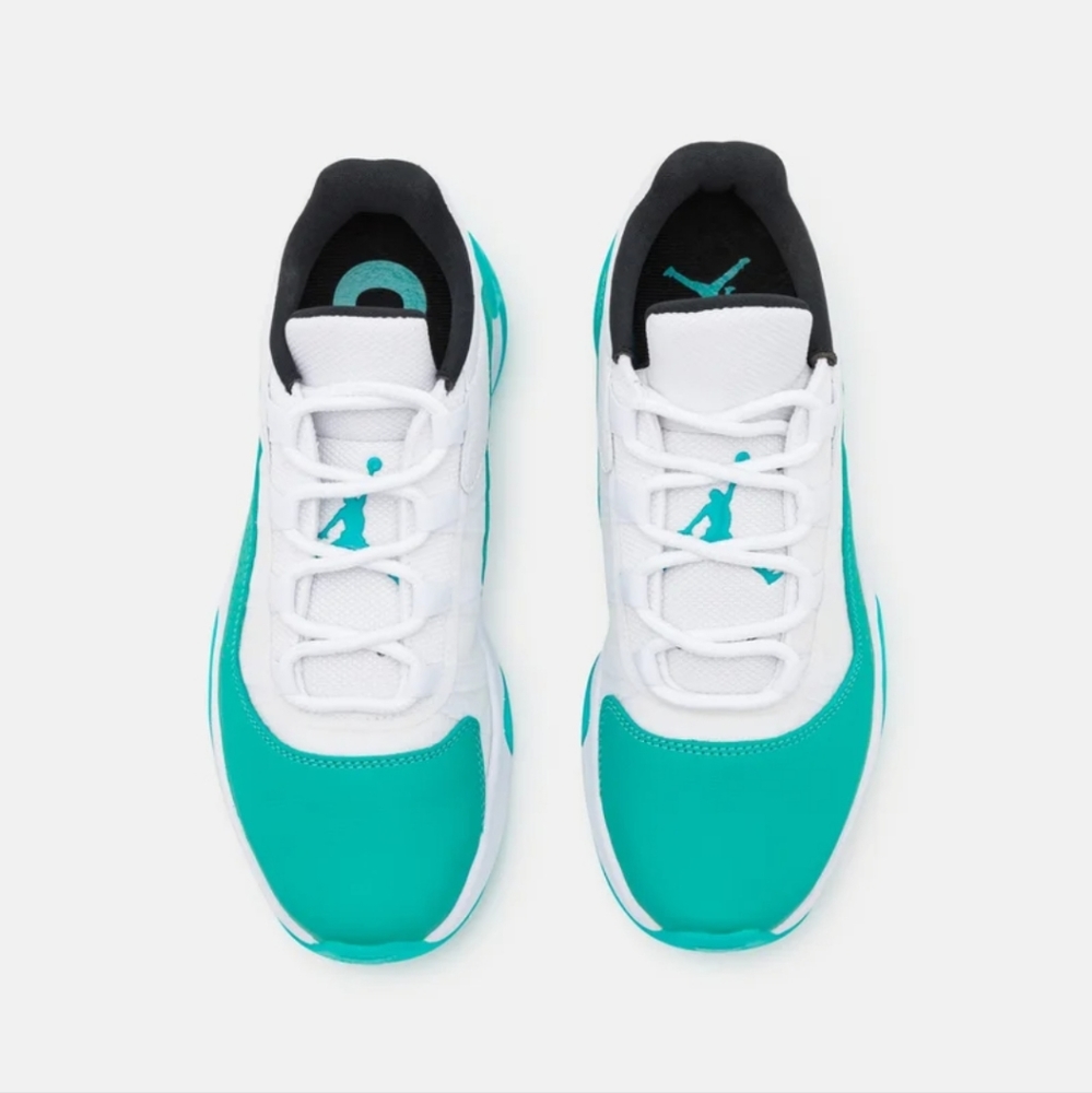 Jordans - Picture 11 of 17